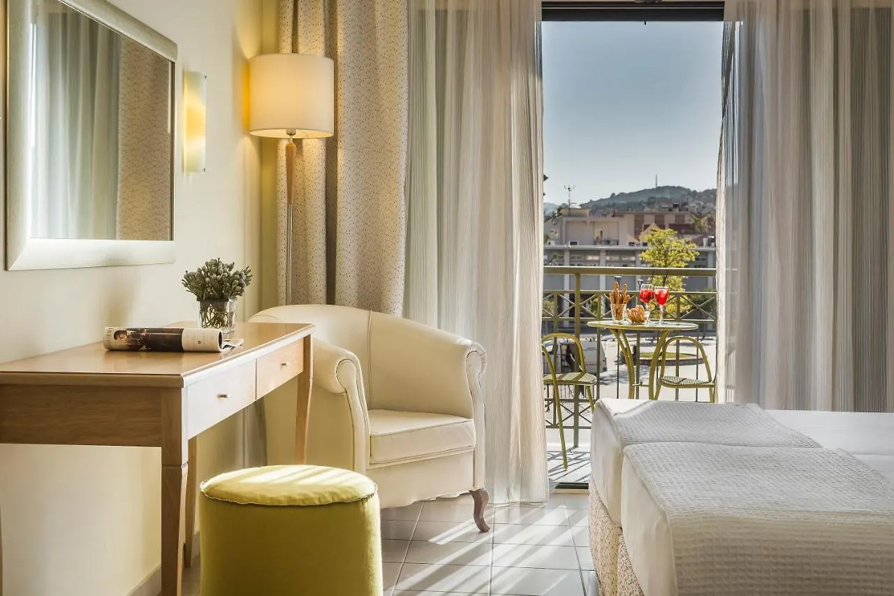 Ionian Plaza Hotel & Spa Argostoli  4*, Argostoli (Kefalonia)