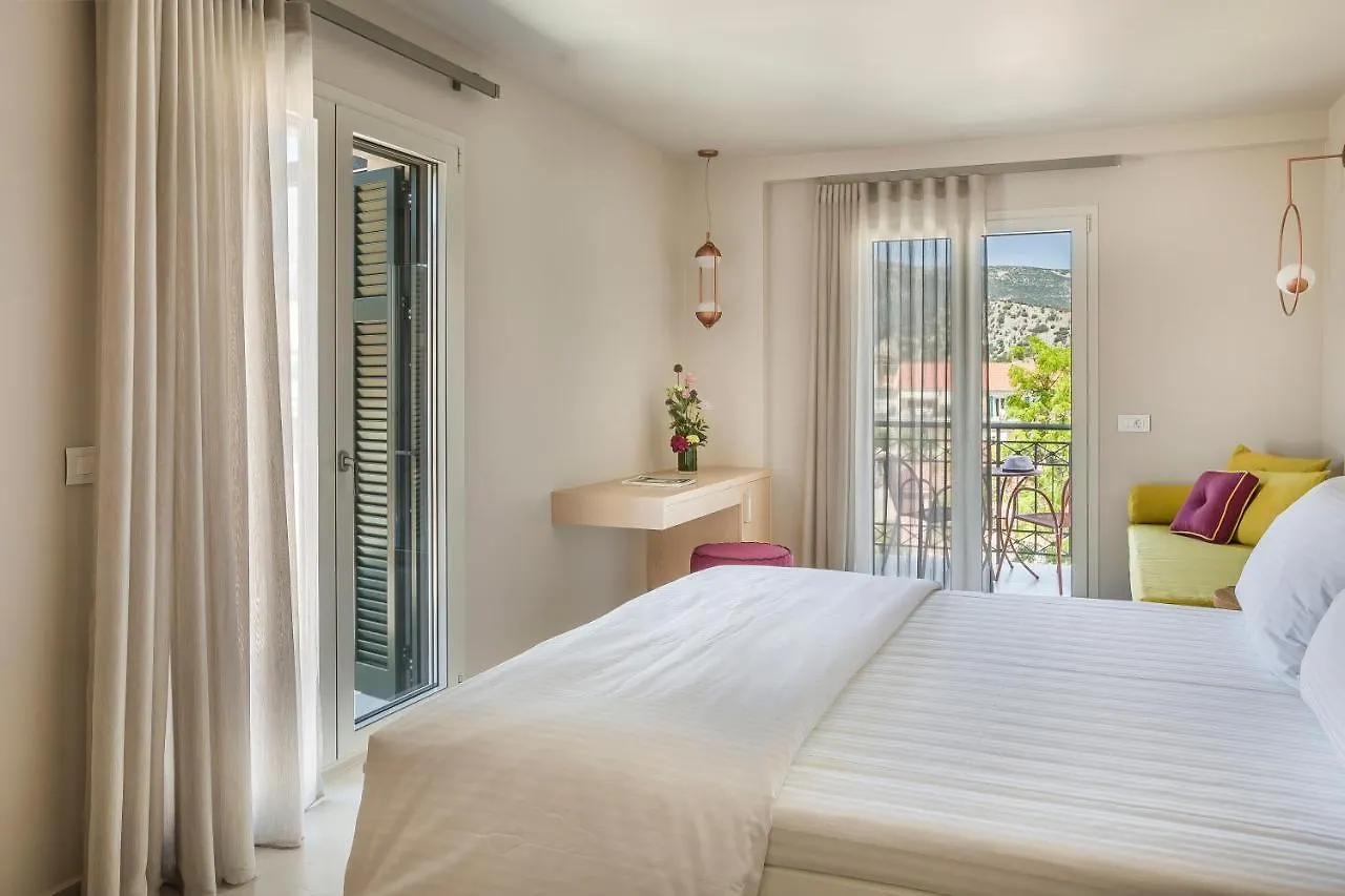 Ionian Plaza Hotel & Spa Argostoli  4*, Argostoli (Kefalonia)