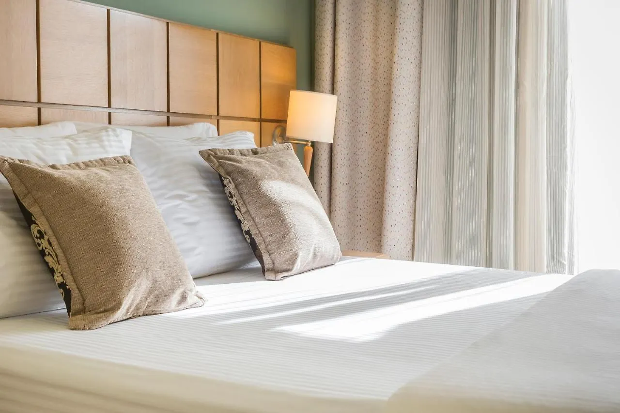 Ionian Plaza Hotel & Spa Argostoli  Argostoli (Kefalonia)